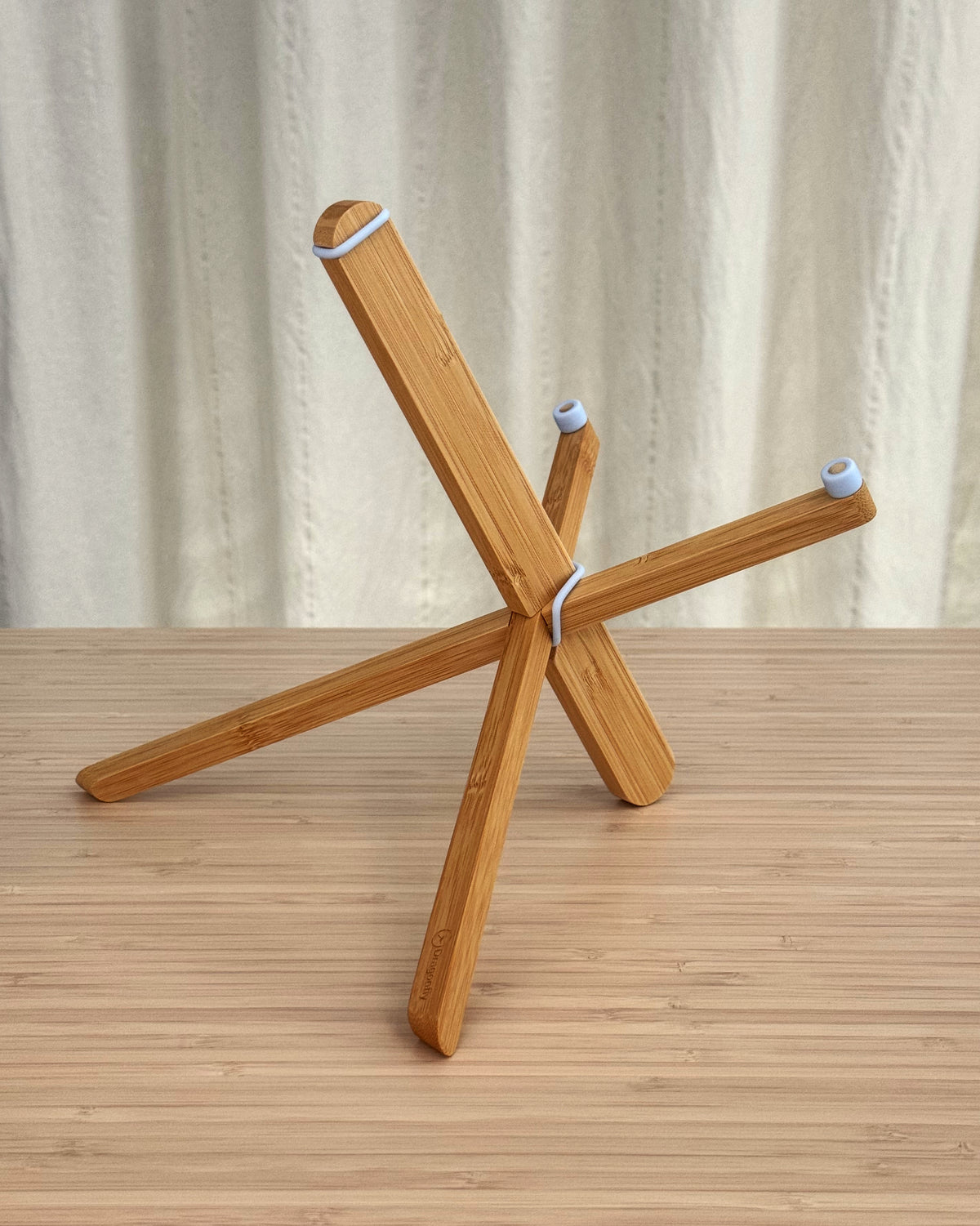 Dragonfly Laptop Stand, Sky Blue