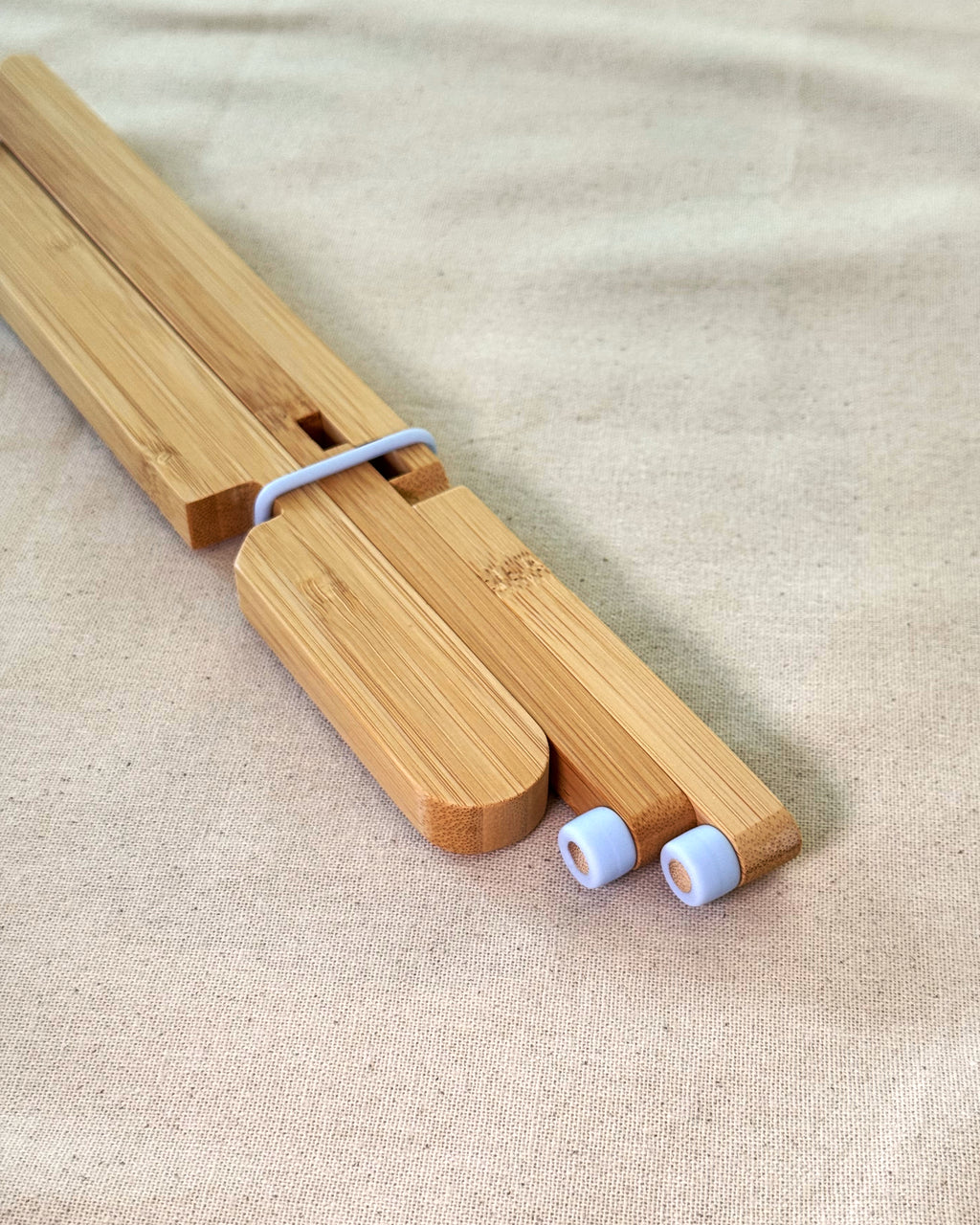 Dragonfly Laptop Stand, Sky Blue